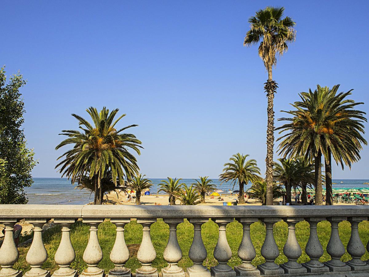 B&B Incanto Sotto Il Mare San Benedetto del Tronto Exteriör bild